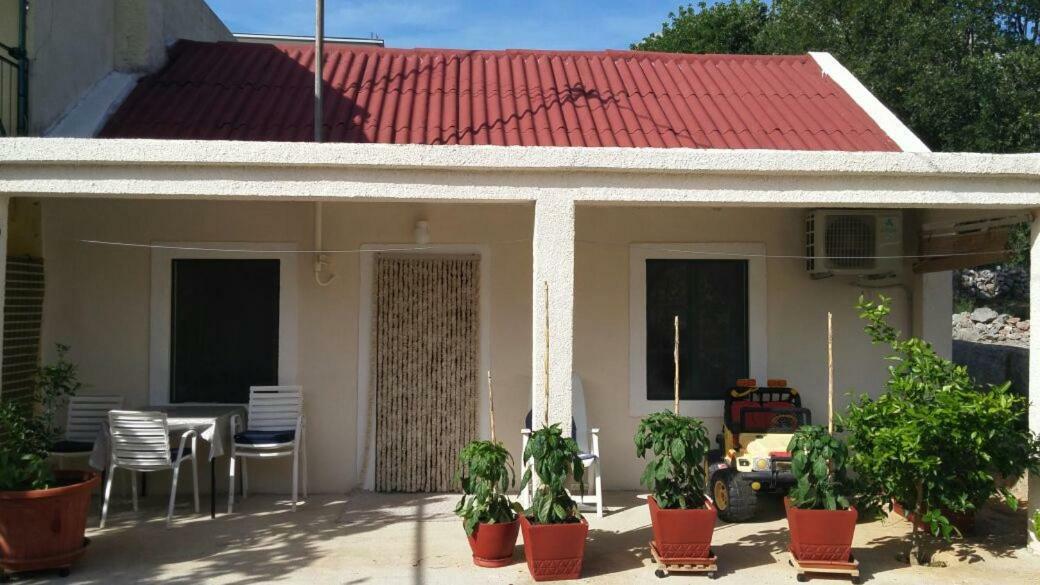 Apartments Viktorija Starigrad Paklenica Exteriör bild